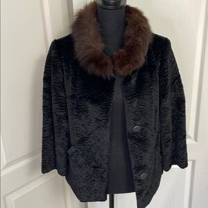 Styled by Winter Vintage faux karakul fur boxy jacket S real fur collar 50s 60s